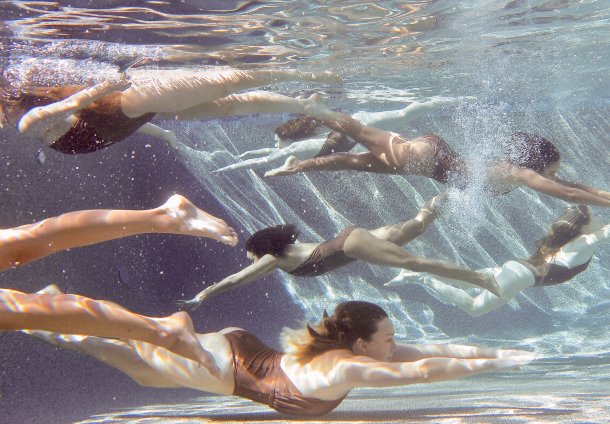 swimming synchronized streaming services