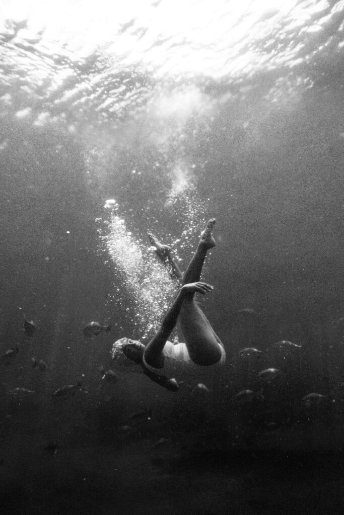 Aqualillies Underwater Models Hawaii Photoshoot Gray Malin