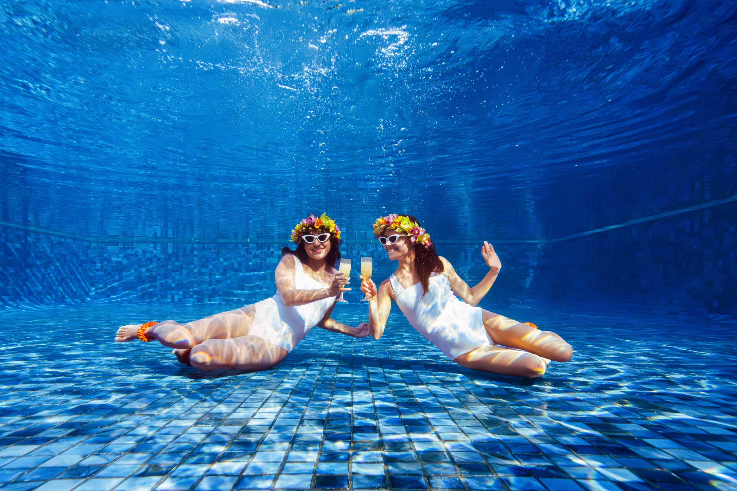 Aqualillies Underwater Models Hawaii Photoshoot Gray Malin